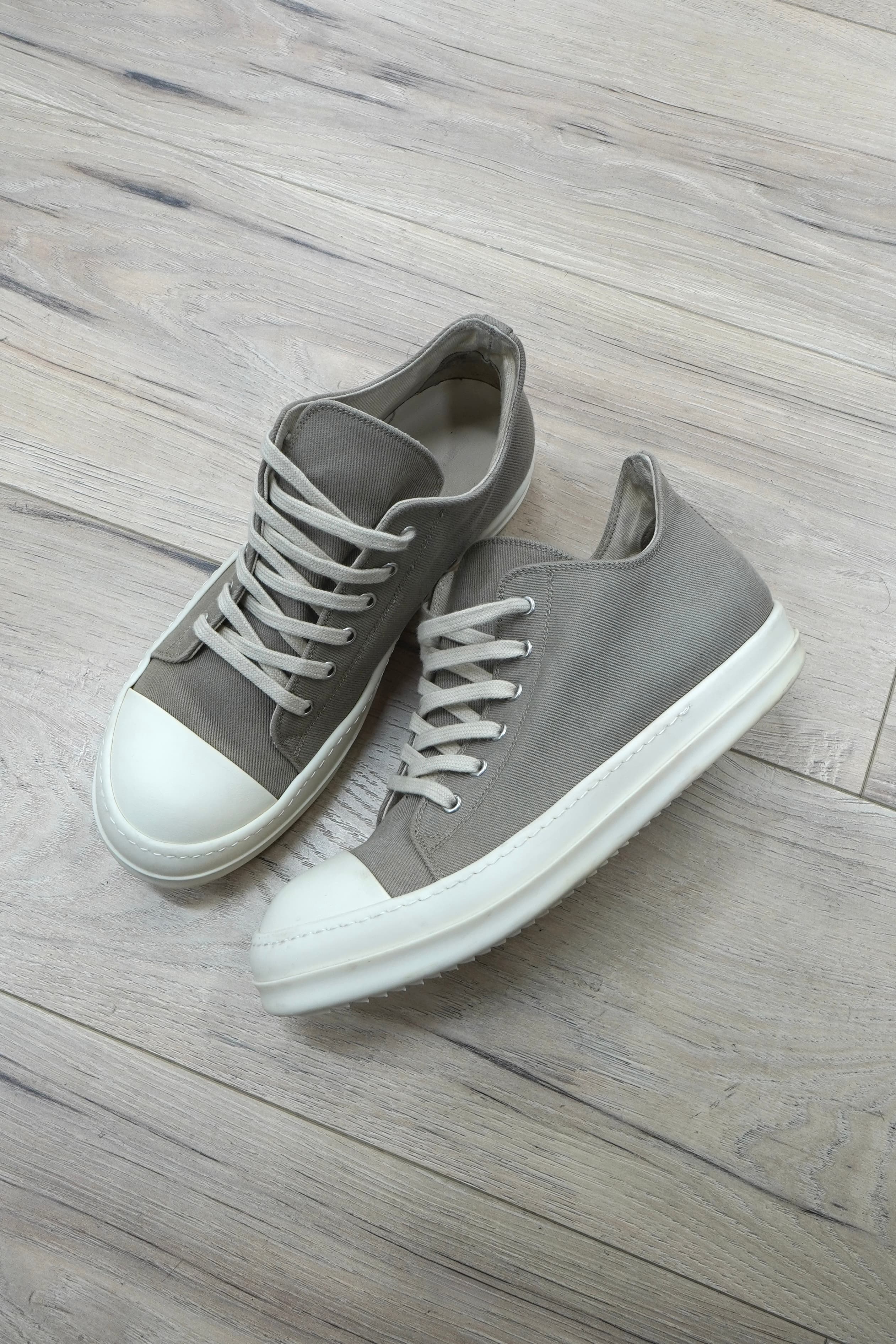 Rick Owens DRKSHDW Low Sneaks 'Dirty Pearl"