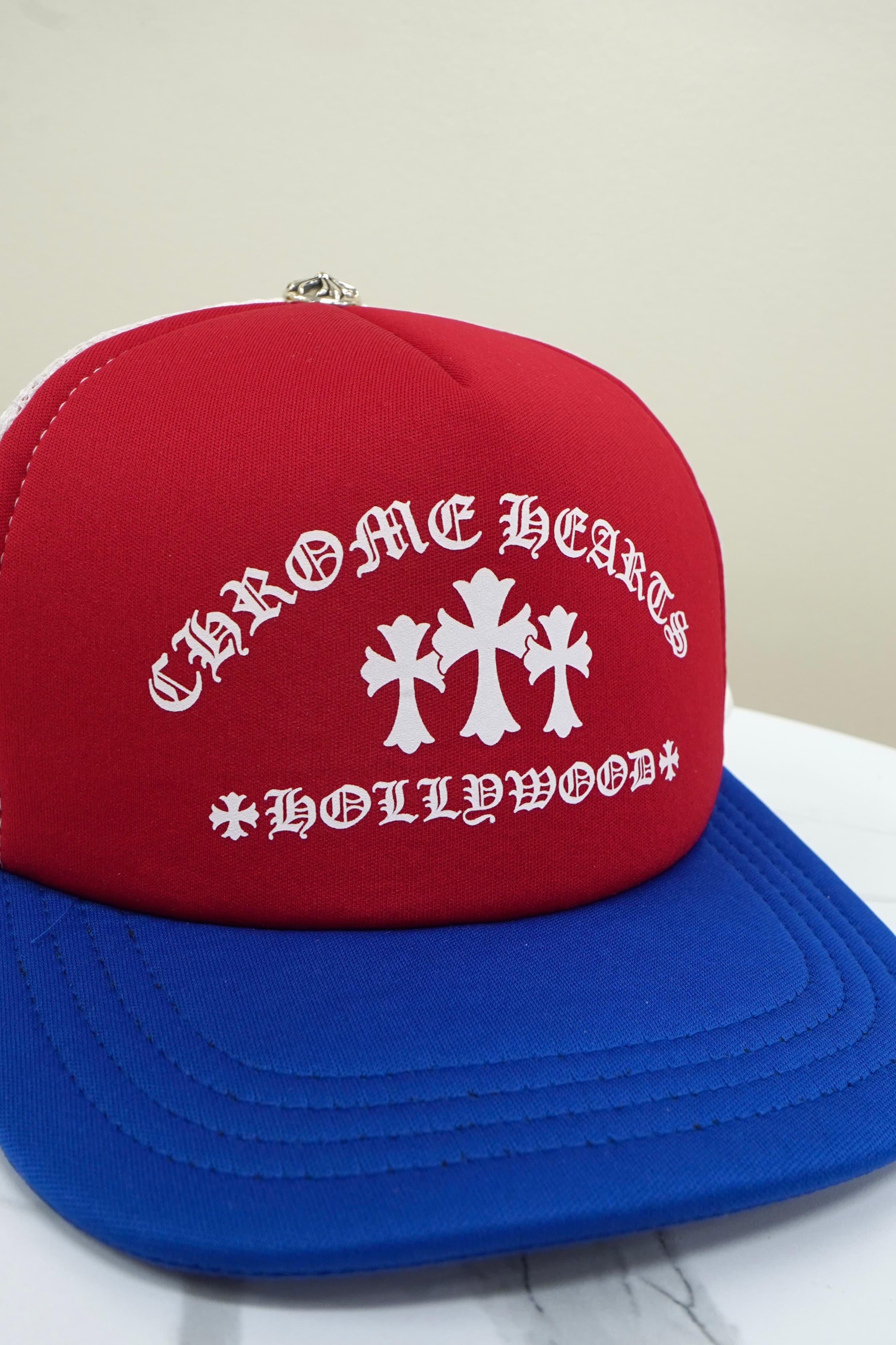 Chrome Hearts Cemetery Cross Hollywood Trucker Hat