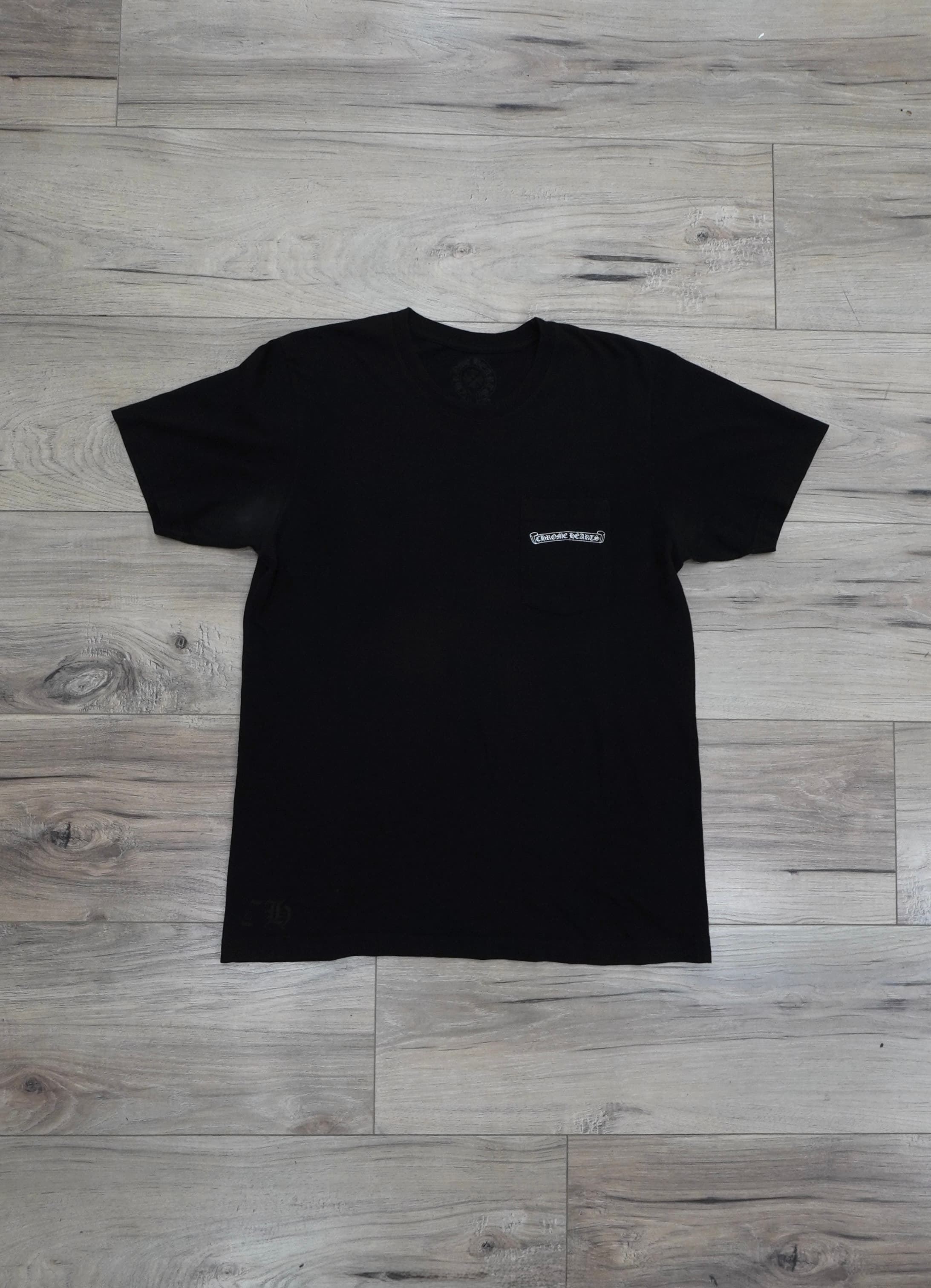 Chrome Hearts Shoulder Logo Scroll Logo T-Shirt